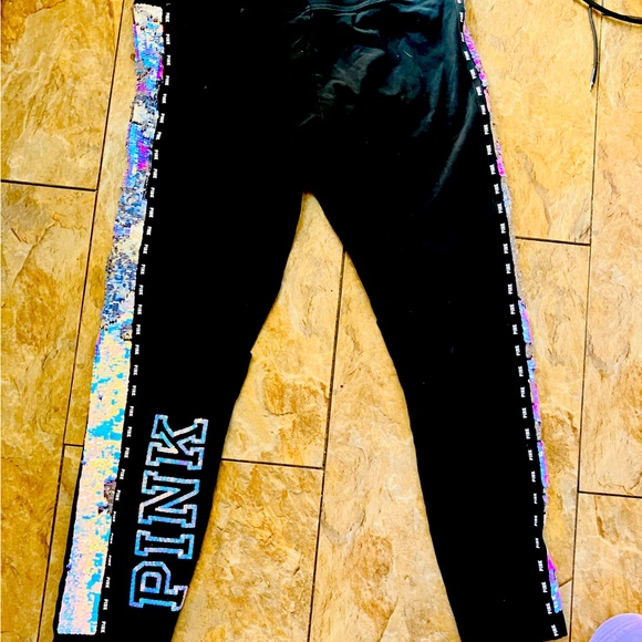 Victors secrets pink sequin yoga pants - Picture 1 of 4
